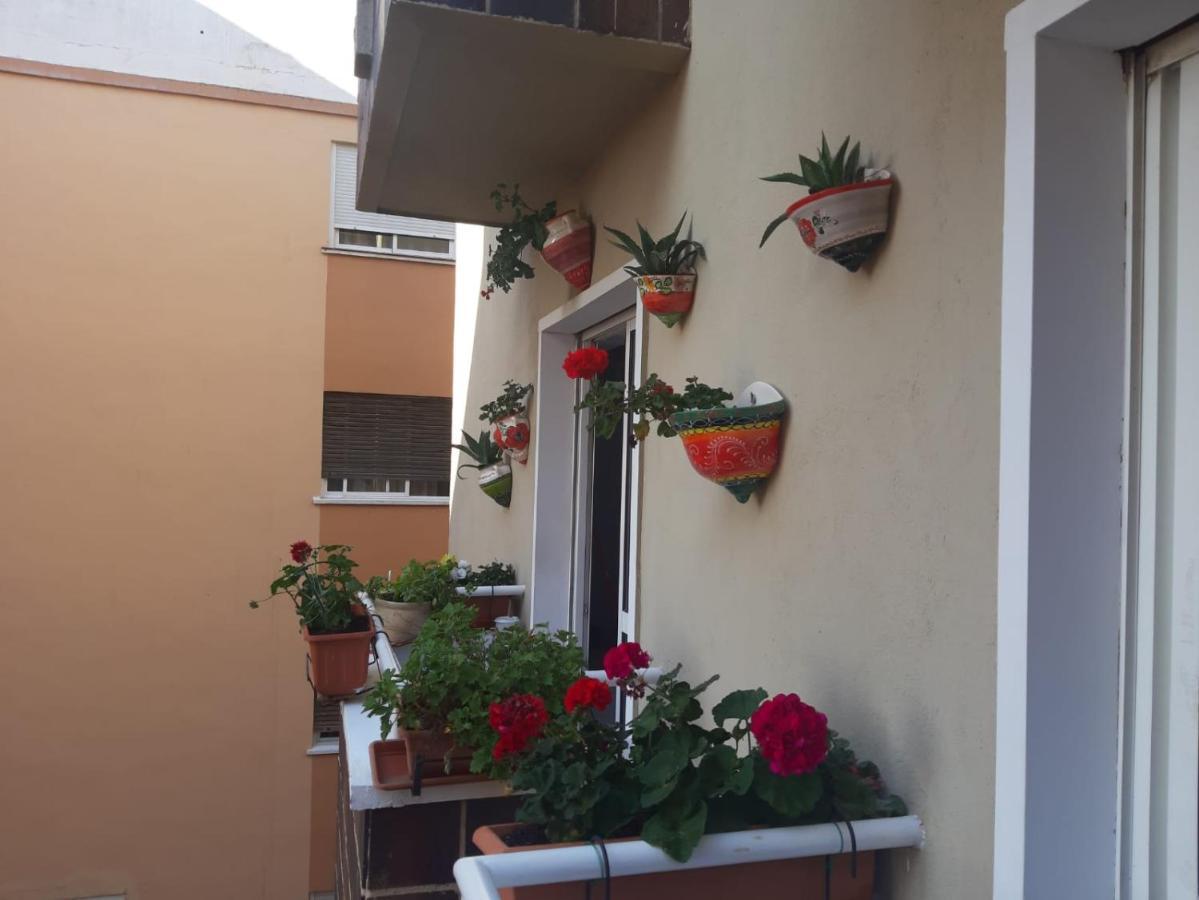 La Casa De La Abuela Rosy Leilighet Málaga Eksteriør bilde