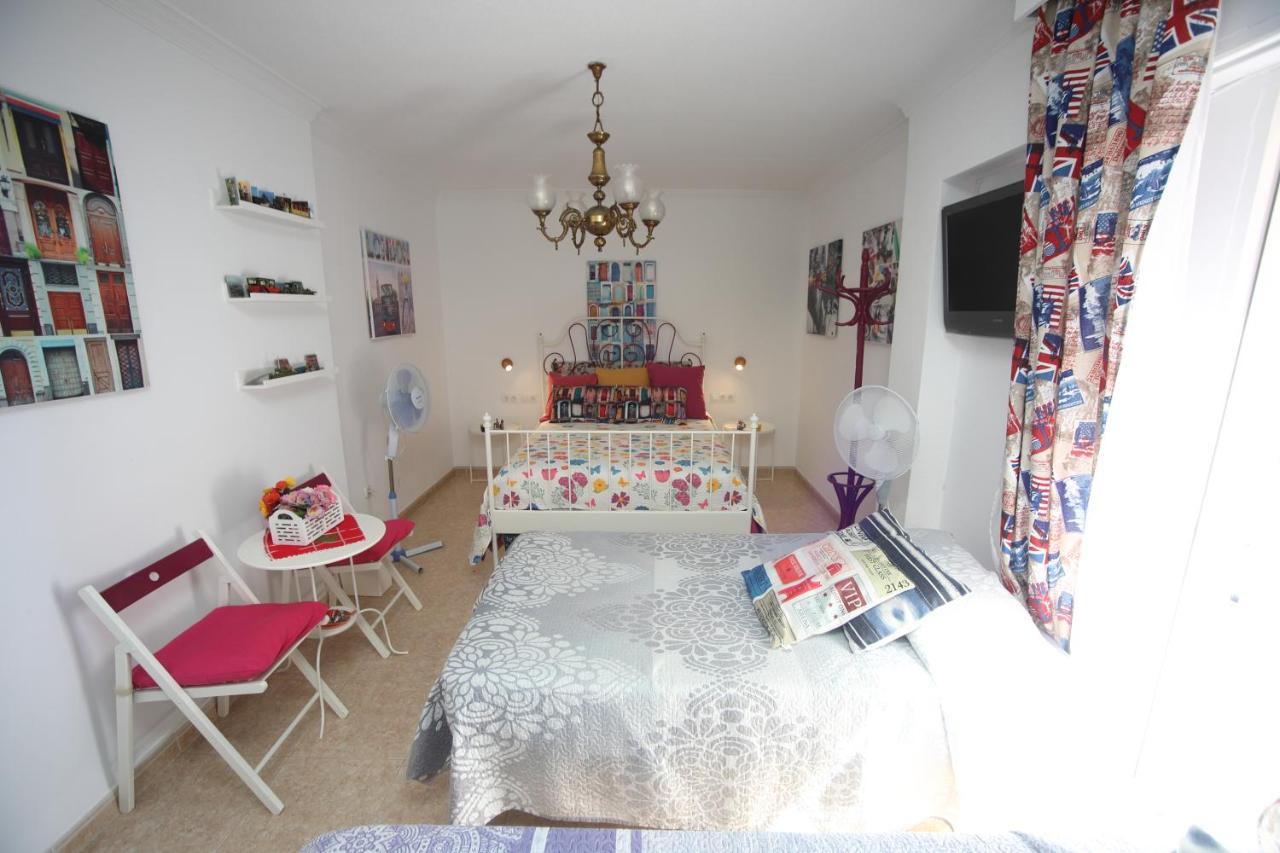 La Casa De La Abuela Rosy Leilighet Málaga Eksteriør bilde