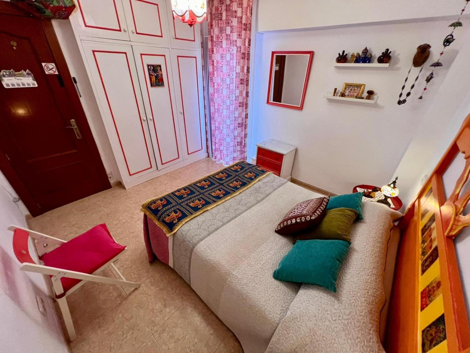 La Casa De La Abuela Rosy Leilighet Málaga Eksteriør bilde